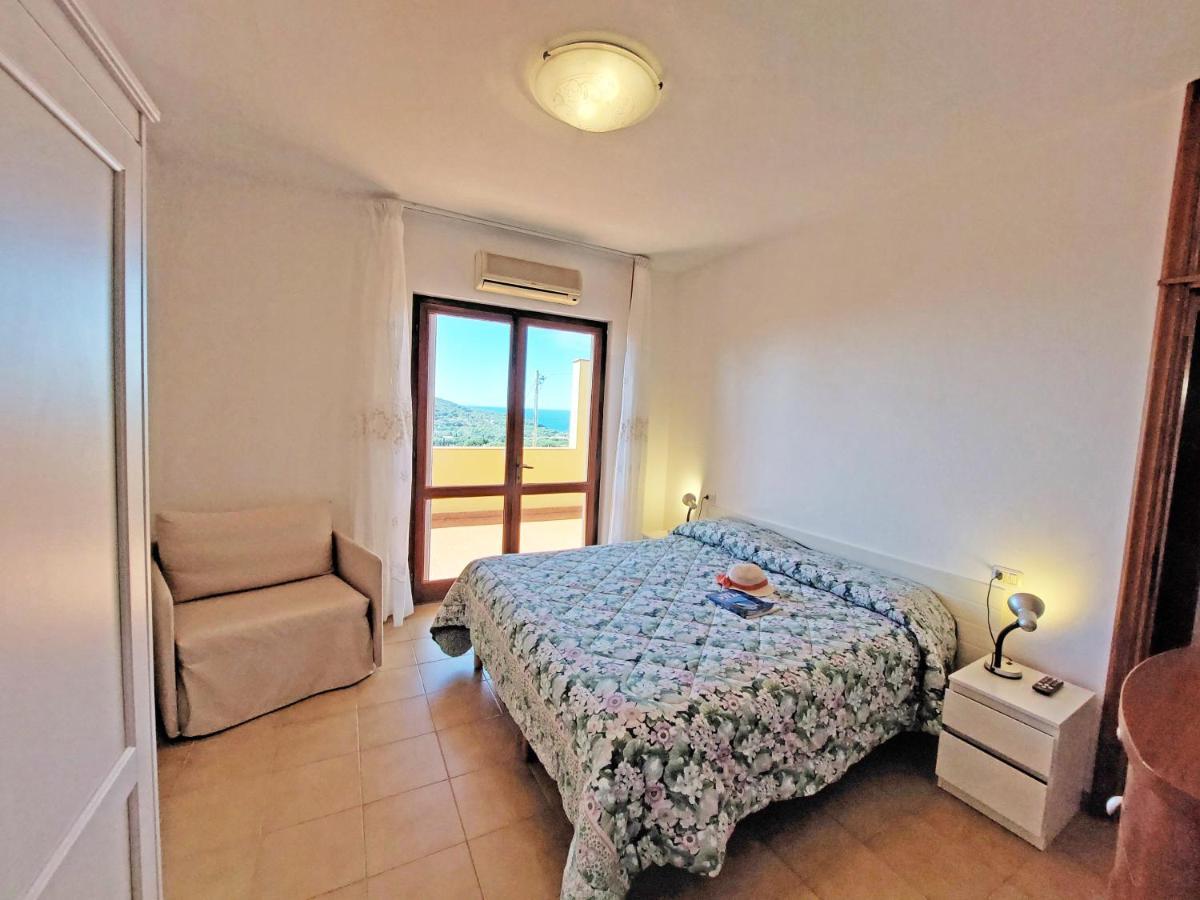 Mini Appartamenti Elba Lacona Kültér fotó